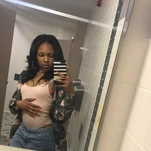 Meet your Posher, Jamya